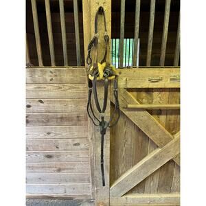 5-Point Horse Breastplate with Sheepskin Pads - Havana Brown